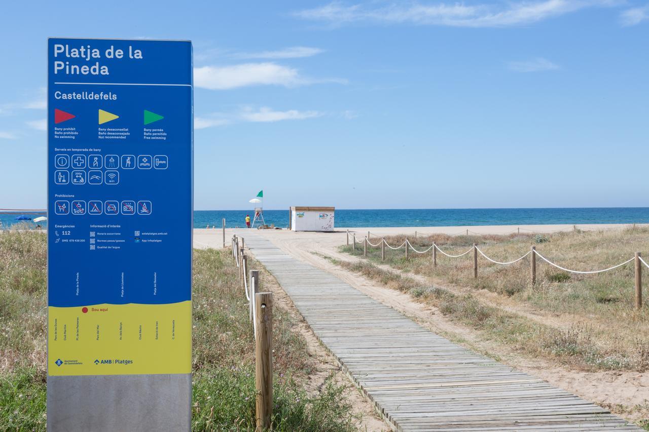 Rambla De Marisol * Castelldefels